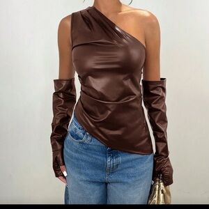 Brown One-Shoulder Top with Gloves